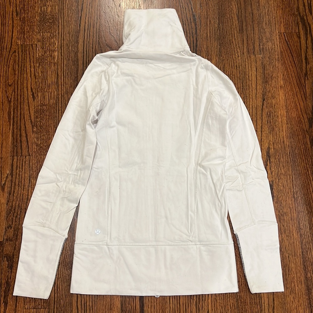 đLululemon In Stride Jacket! - Picture 11 of 12